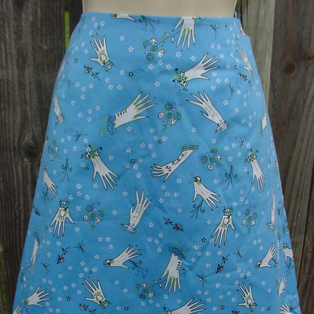 NWT Blue Gloves Skirt YUKA RESORT S 8